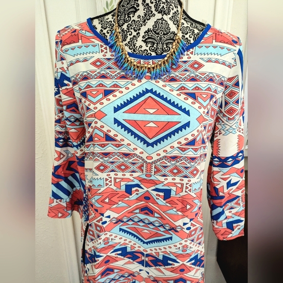 Mod Abstract Dress, - Picture 14 of 14